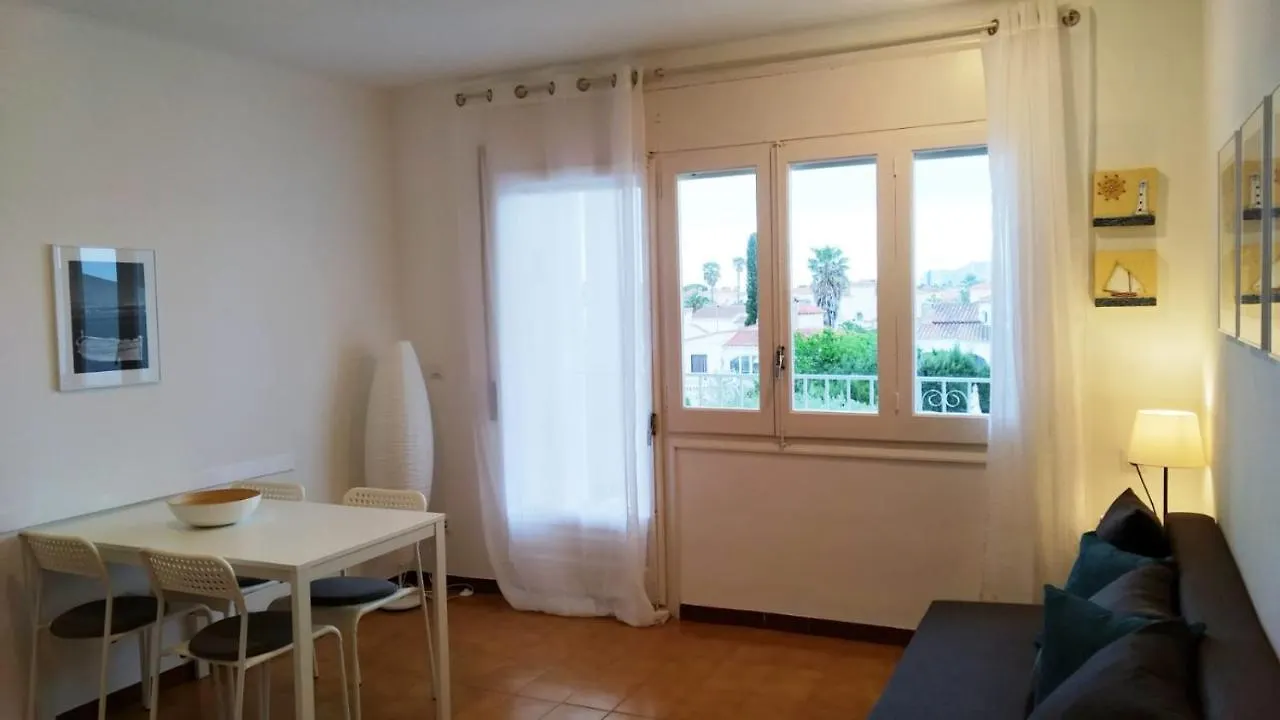 Apartament Amb Piscina Empuriabrava